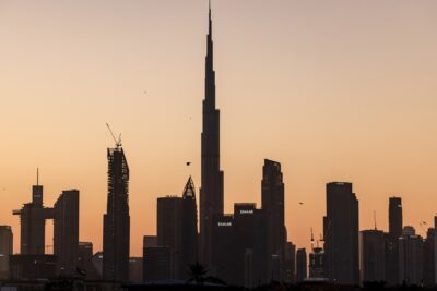 Turismo Dubai guerra Irã: hotéis vazios após um mês de conflito