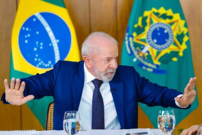 Lula diz que juros podem cair se BC olhar para pessoas como ele