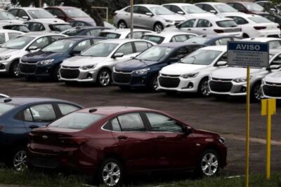 Desconto carro idosos 50%: nova lei pode beneficiar brasileiros com 60 anos