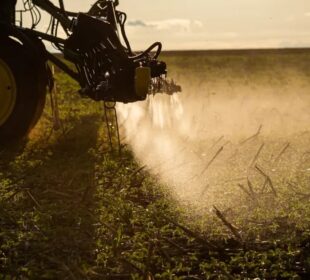 Guerra no Oriente Médio ameaça fertilizantes e preço de alimentos
