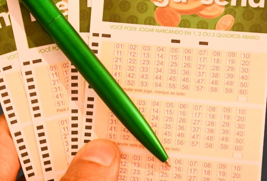 Mega-Sena acumulada pode pagar R$ 15 milhões no próximo sorteio