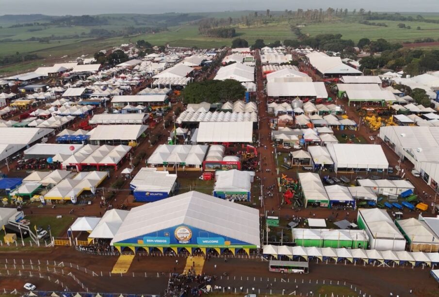 Agrishow 2026: maior feira de tecnologia agrícola começa em Ribeirão Preto