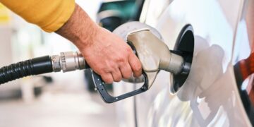 Preços do petróleo disparam para o nível mais alto desde 2022