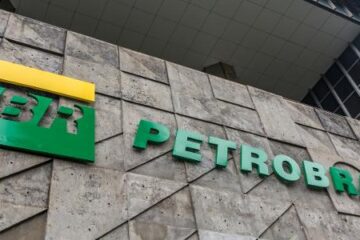 Petrobras elege conselho e aprova dividendos de R$ 8 bi em 2025