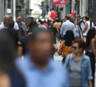 Abono salarial pagamento para nascidos em março e abril