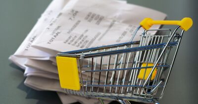 Vendas no varejo caem 3% em abril, pior resultado em um ano