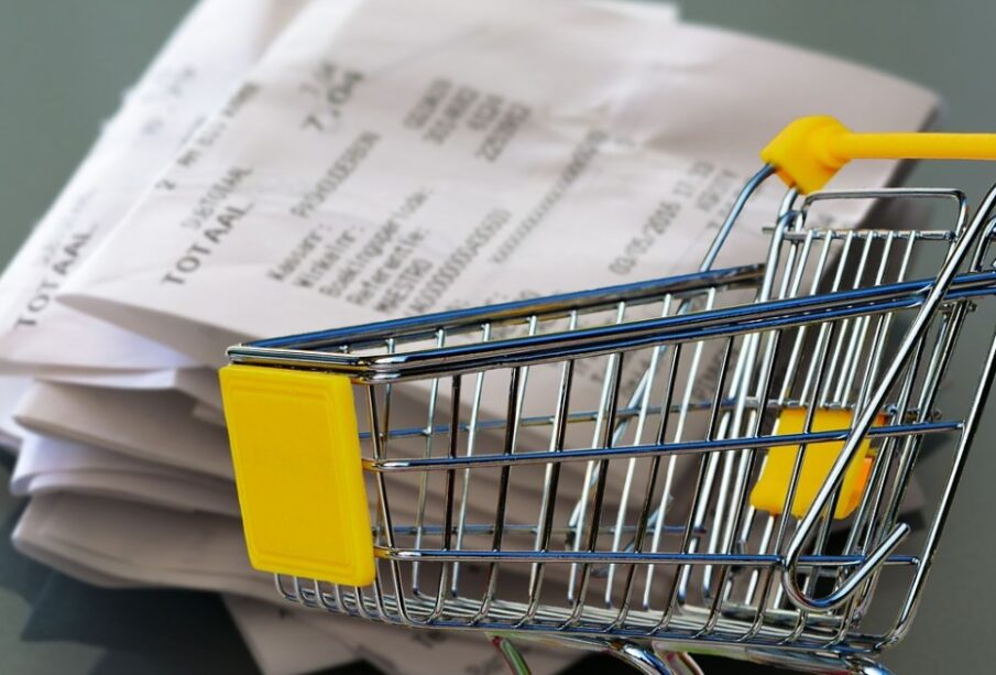 Vendas no varejo caem 3% em abril, pior resultado em um ano