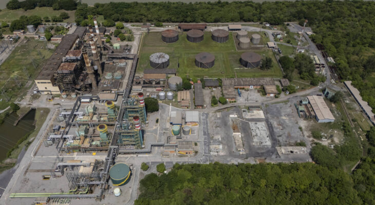 Aneel suspende homologação de leilão de energia de R$ 515 bilhões