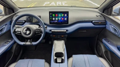BYD Dolphin Mini vendas abril: elétrico encosta em Argo, Mobi e Kwid
