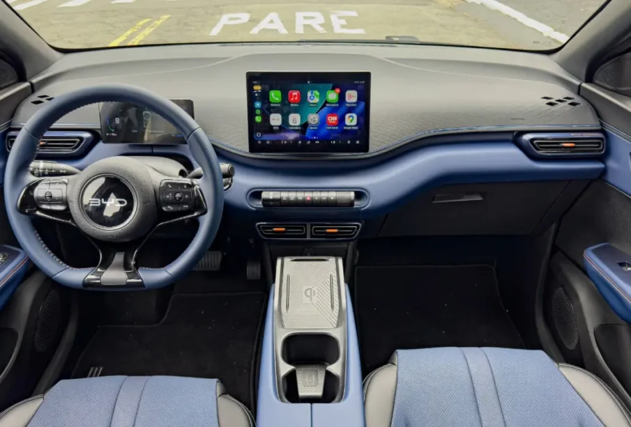 BYD Dolphin Mini vendas abril: elétrico encosta em Argo, Mobi e Kwid