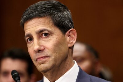 Senado dos EUA aprova Kevin Warsh como presidente do Fed