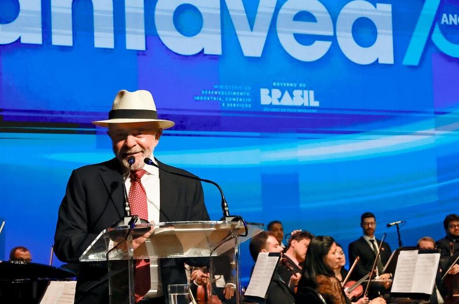 Reindustrialização Lula: ganhos de renda impulsionam indústria