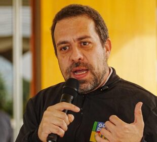 Governo Lula lançará crédito para motorista de aplicativo