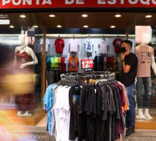 Dia Livre de Impostos: descontos de até 70% em todo o Brasil