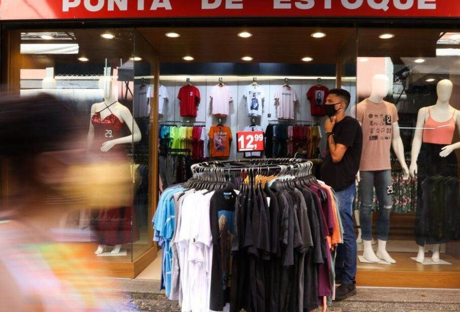 Dia Livre de Impostos: descontos de até 70% em todo o Brasil