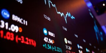 Ibovespa fecha em alta de 0,72% após tombo da véspera