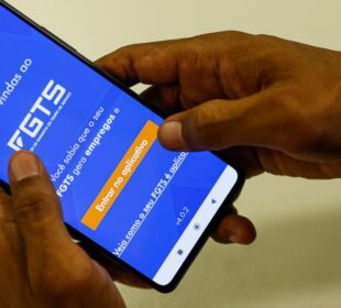 Governo libera R$ 7,7 bilhões do FGTS para saque-aniversário