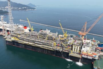 Petrobras antecipa produção da plataforma P-79 em Búzios