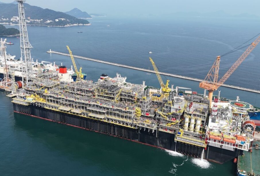 Petrobras antecipa produção da plataforma P-79 em Búzios