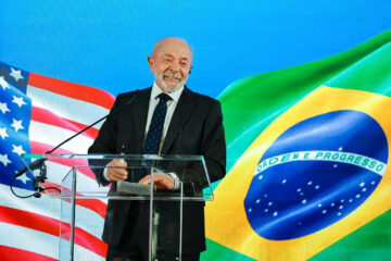 Black Rock aposta Lula: analista prevê reeleição