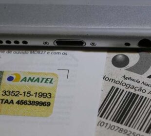Justiça suspende liminar da Amazon e exige selo Anatel