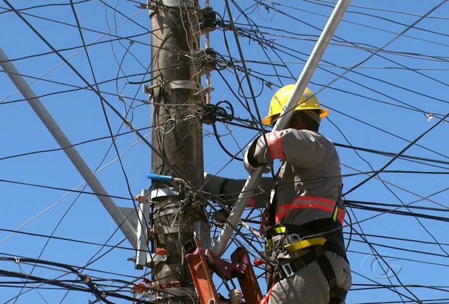 Renovação de concessões de energia em 13 estados; Enel excluída