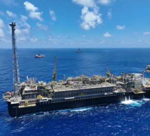 Produção de petróleo Brasil recorde em março de 2026