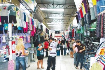 Fim da taxa das blusinhas: consumidor ganha, varejo se preocupa