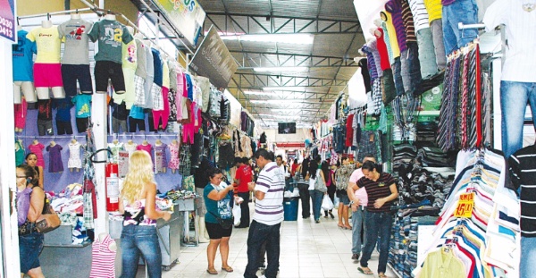 Fim da taxa das blusinhas: consumidor ganha, varejo se preocupa
