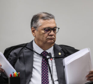 Dino reforça que CVM deve ficar com recursos arrecadados