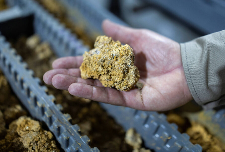 Refino local de minerais críticos: aposta da UE no Brasil
