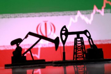 Petróleo em queda atinge menor nível desde guerra Irã-Israel