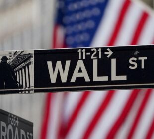 Acordo paz EUA Irã impulsiona NY e derruba petróleo 4%