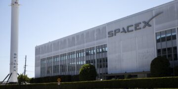 BTG e XP criam fundos para brasileiros investirem no IPO da SpaceX