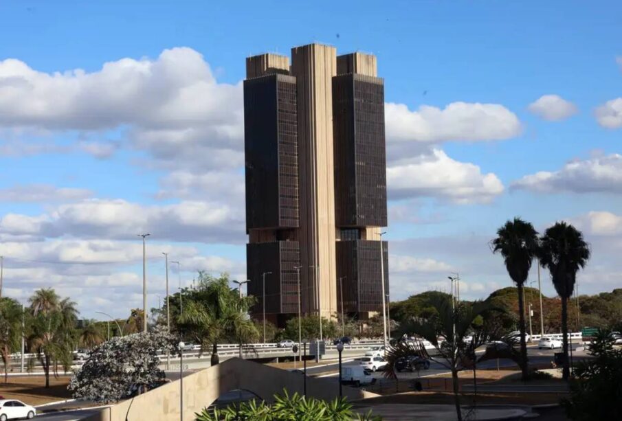 Mercado esperava Selic em 14% no fim de 2026, aponta Copom
