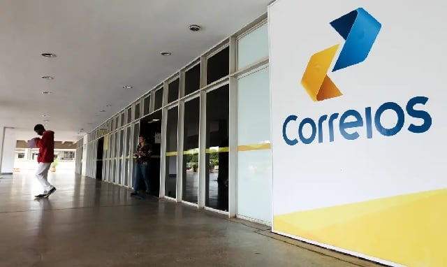 Correios preparam demissão voluntária de 7 mil funcionários