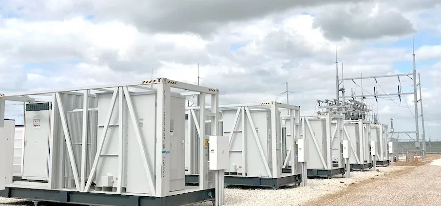 MME realiza dois leilões de baterias em dezembro