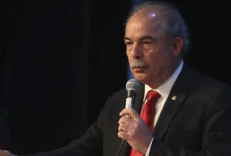 BNDES reciclar carteira investimentos: Lula pede foco em IA e bioeconomia