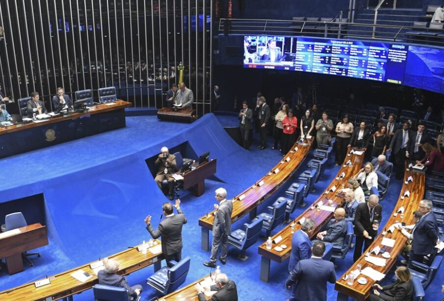 Pressão dos EUA sobre Pix impulsiona PEC do BC no Senado