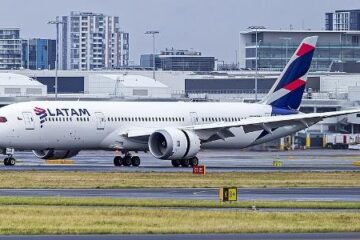 Latam Brasil reduz capacidade em 3% por custos de combustível