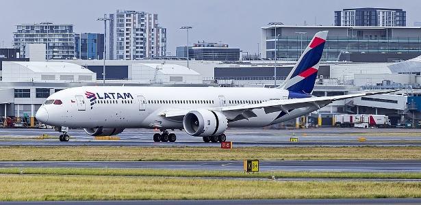Latam Brasil reduz capacidade em 3% por custos de combustível