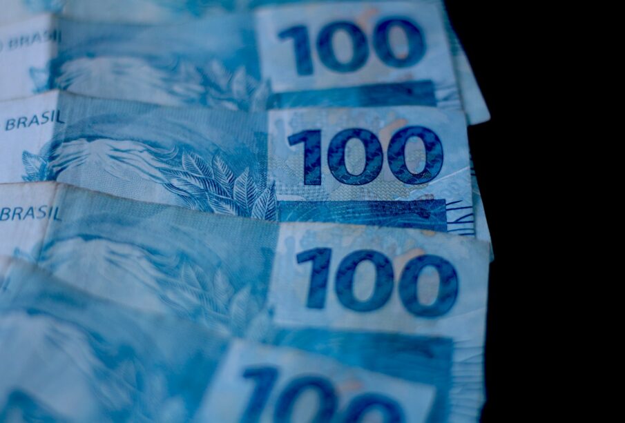 Curva de juros inclinação: mercado vê Copom leniente com inflação
