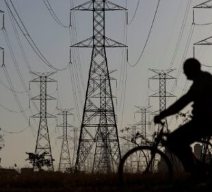 Megaleilão de energia suspenso pela Justiça do Ceará
