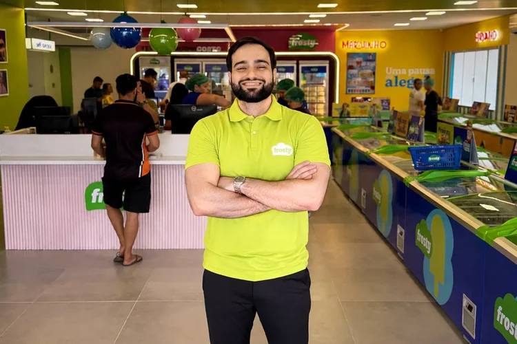 Jovem de 25 anos fatura R$ 300 milhões com sorvetes