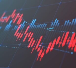 Ibovespa cai com Petrobras e dólar sobe a R$ 5,08