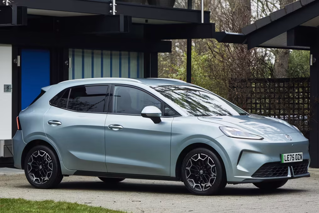 MG4 Urban e MG S5 terão produção nacional no Ceará
