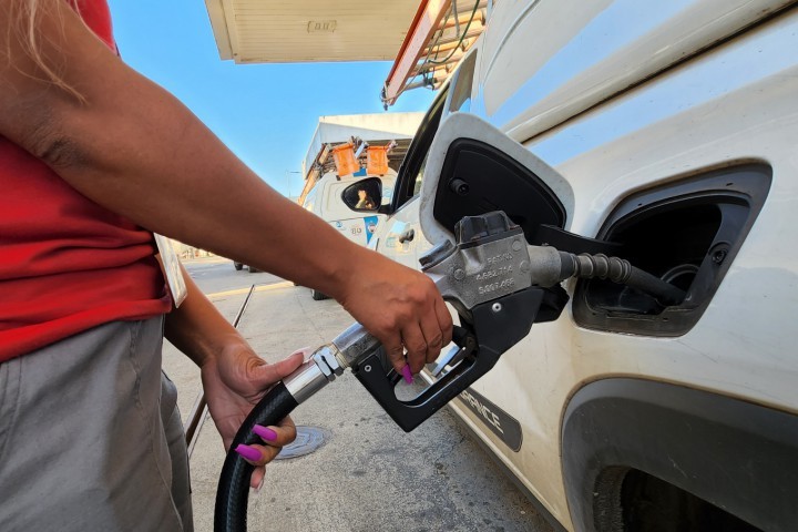Gasolina mais barata com etanol? Entenda a nova mistura