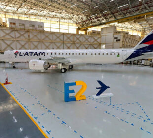 Gol compra aviões Embraer E2: negociação de 20 jatos