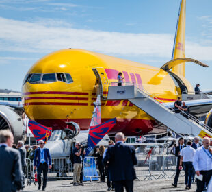 Feira de Farnborough 2026: 234 pedidos de aviões no 1º dia