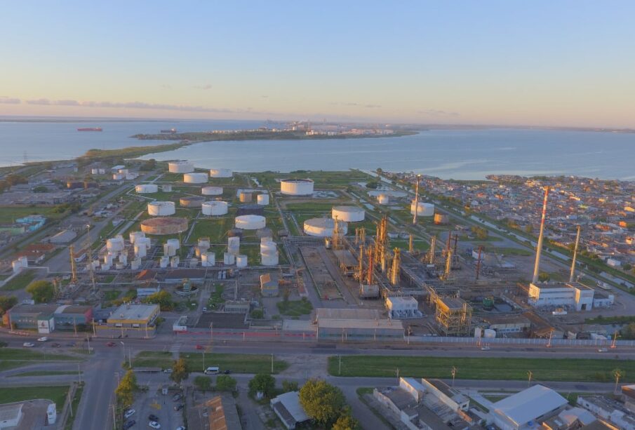 Importações diesel Petrobras caem 85% com refino recorde